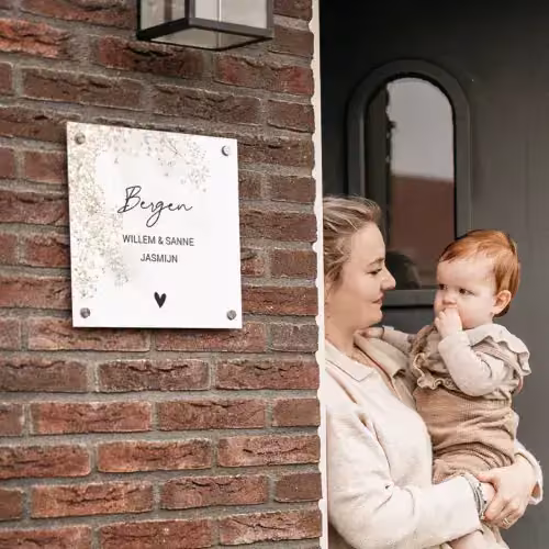 Voorbeeld van een naambordje voordeur