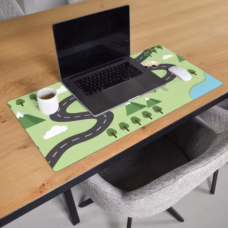 Bureau onderlegger - Auto - Bergweg - Natuur - Illustratie — 3