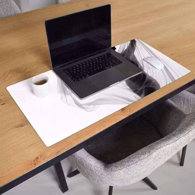 Bureau onderlegger - Silhouet - Sluier - Vormen - Zwart - Wit - Sensueel — 3