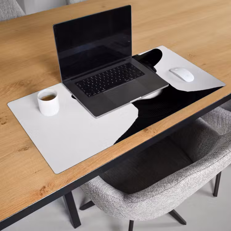 Bureau onderlegger - Vrouw - Schaduw - Zwart - Wit - Mysterieus — 3