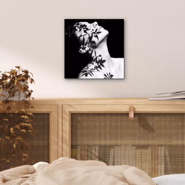 Aluminium schilderij - Gezicht - Schaduw - Bladeren - Zwart - Wit - Intiem — 4