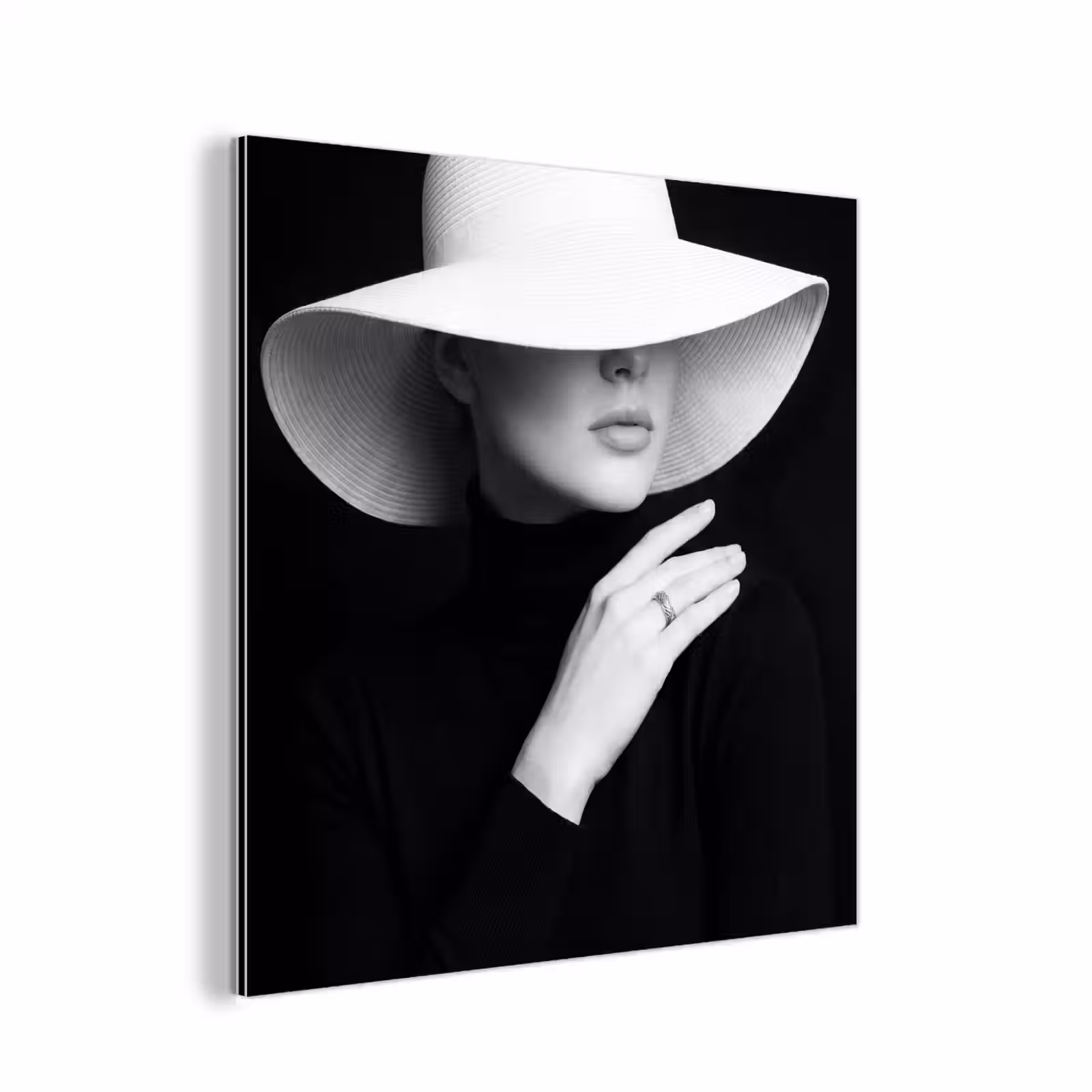 Aluminium schilderij - Vrouw - Hoed - Hand - Zwart - Wit - Klassiek — 1