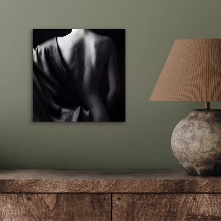 Aluminium schilderij - Schouder - Zijde - Rug - Zwart - Wit - Elegant — 3