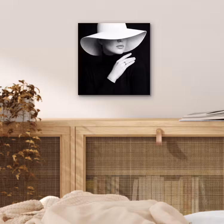 Aluminium schilderij - Vrouw - Hoed - Hand - Zwart - Wit - Klassiek — 4