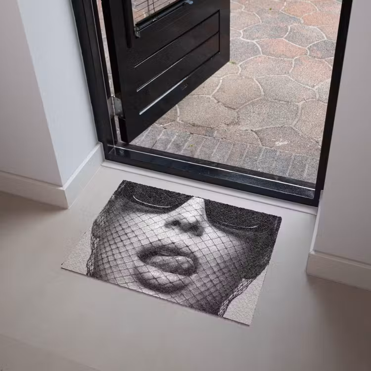 Deurmat - Vrouw - Net - Mysterieus - Zwart - Wit — 4