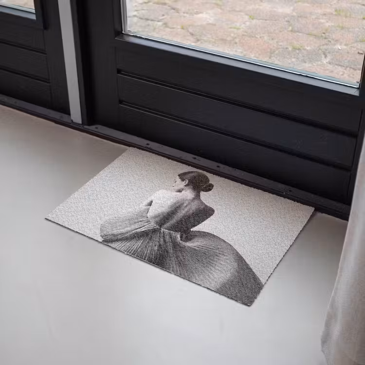 Deurmat - Vrouw - Rug - Textuur - Zwart - Wit - Elegant — 2