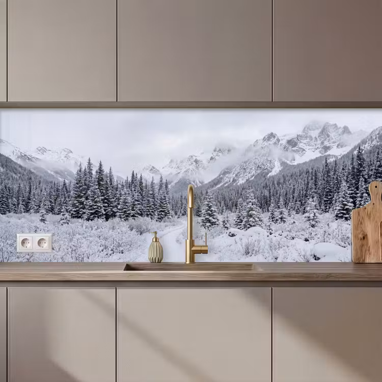 Keuken achterwand - Weg - Bergen - Sneeuw - Naaldbos - Avontuurlijk — 1