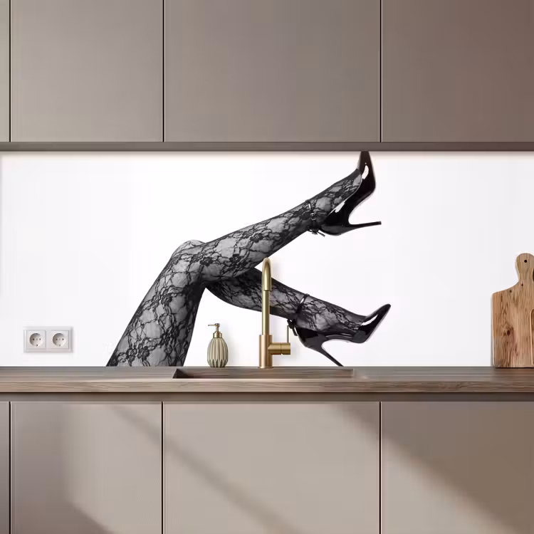Keuken achterwand - Benen - Kant - Hakken - Zwart - Wit - Uitdagend — 1