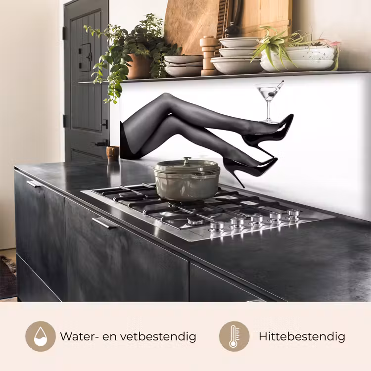 Keuken achterwand - Benen - Hakken - Glas - Zwart - Wit - Speels — 3