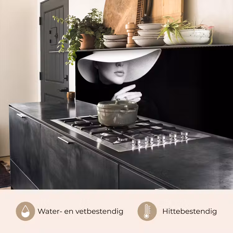 Keuken achterwand - Vrouw - Hoed - Hand - Zwart - Wit - Klassiek — 3
