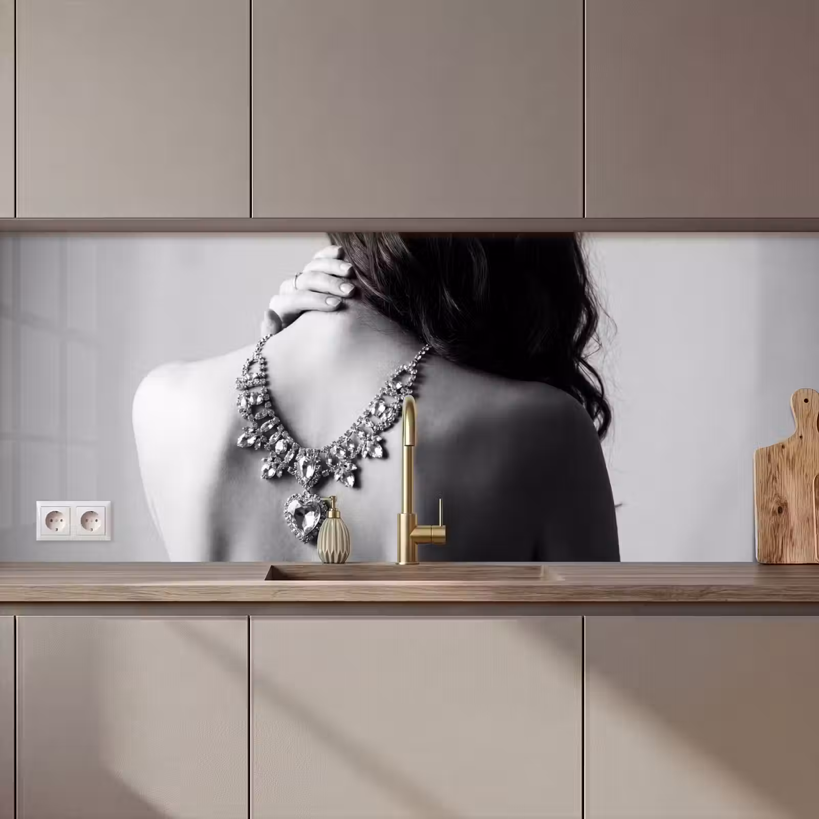 Keuken achterwand - Vrouw - Ketting - Fashion - Zwart - Wit — 1