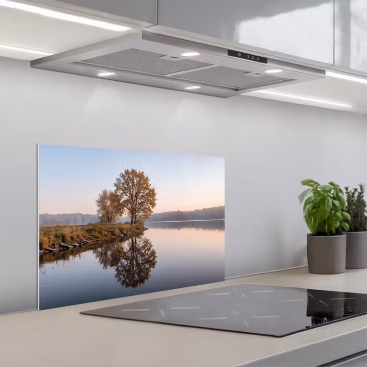 Spatscherm keuken - Bomen - Reflectie - Water - Zonsopgang - Serene — 5