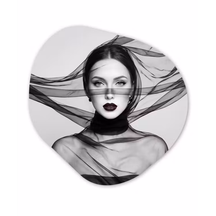 Organische schilderij - Aluminium - Vrouw - Sluier - Portret - Zwart - Wit - Elegant — 1