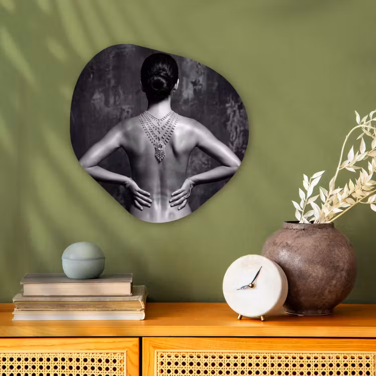 Organisch schilderij - Forex - Rug - Ketting - Portret - Zwart - Wit - Glamour — 2