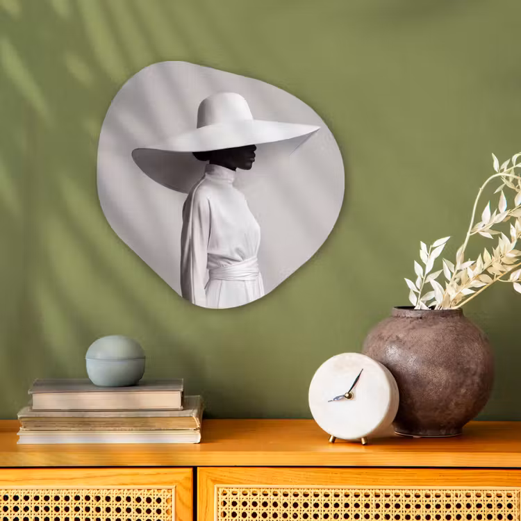 Organisch schilderij - Forex - Vrouw - Profiel - Hoed - Zwart - Wit - Minimalistisch — 2