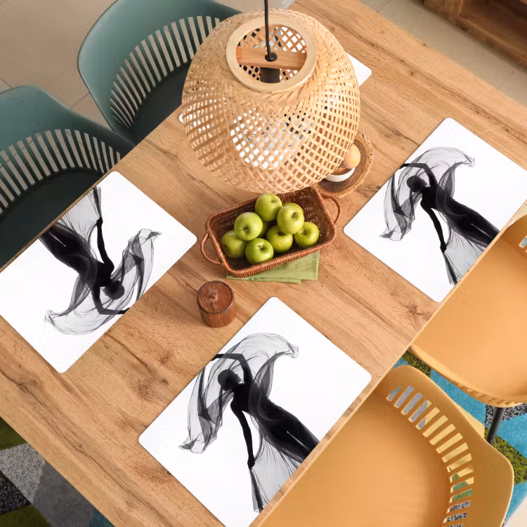 Placemat - 6 stuks - Vrouw - Sluier - Portret - Zwart - Wit - Artistiek — 6