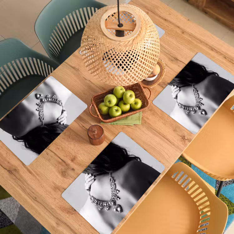 Placemat - 6 stuks - Vrouw - Ketting - Fashion - Zwart - Wit — 6
