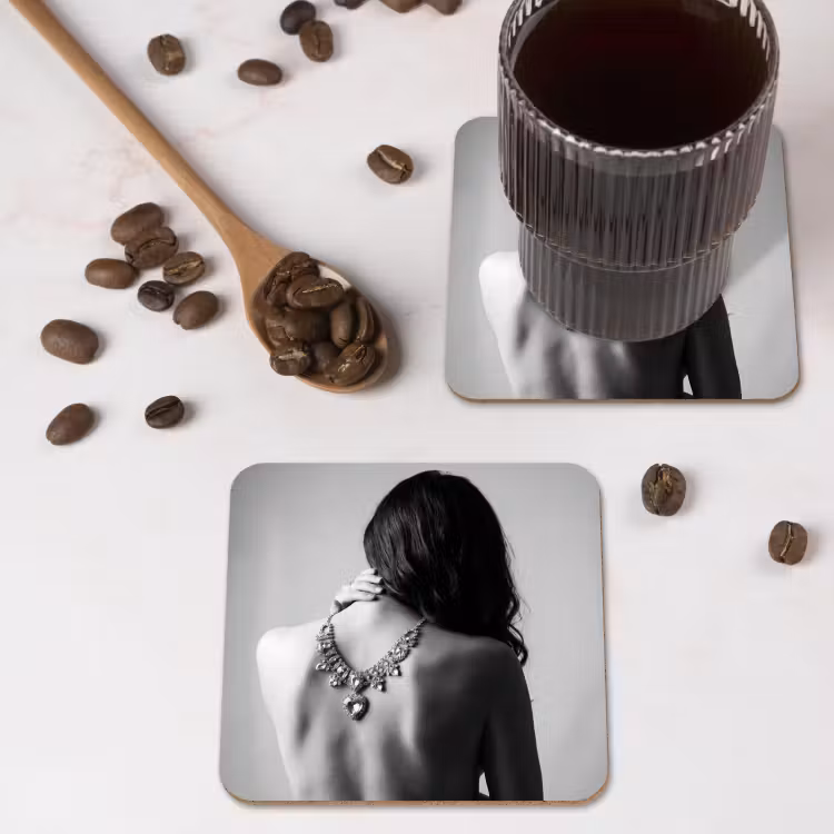 Onderzetter - Vrouw - Ketting - Fashion - Zwart - Wit — 4