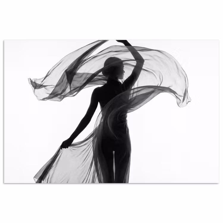 Poster - Vrouw - Sluier - Portret - Zwart - Wit - Artistiek — 1