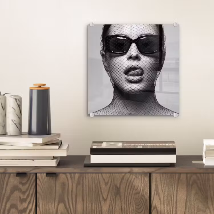 Glas schilderij - Vrouw - Net - Mysterieus - Zwart - Wit — 2