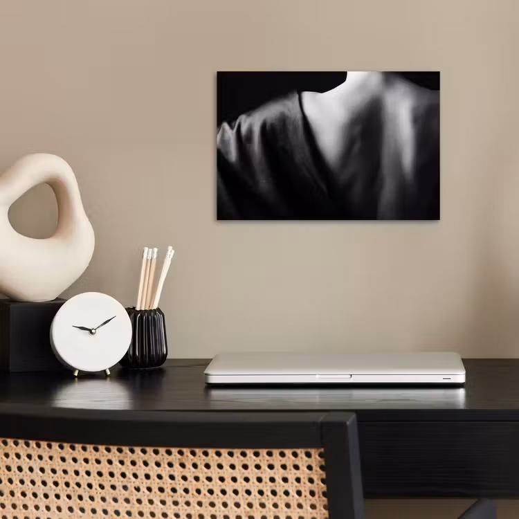 Poster - Schouder - Zijde - Rug - Zwart - Wit - Elegant — 2