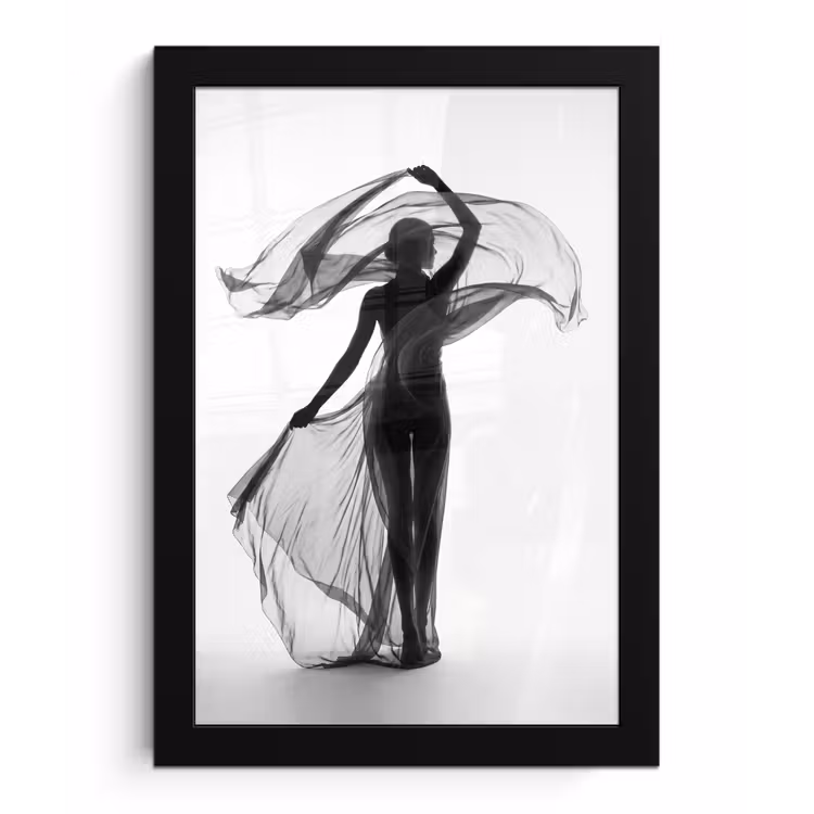 Poster met lijst - Vrouw - Sluier - Portret - Zwart - Wit - Artistiek — 1