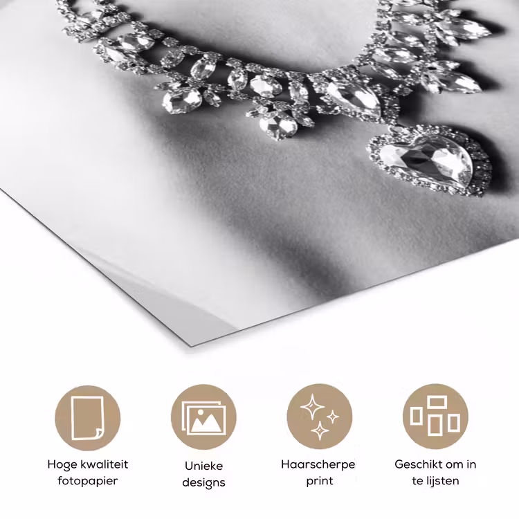 Poster - Vrouw - Ketting - Fashion - Zwart - Wit — 5
