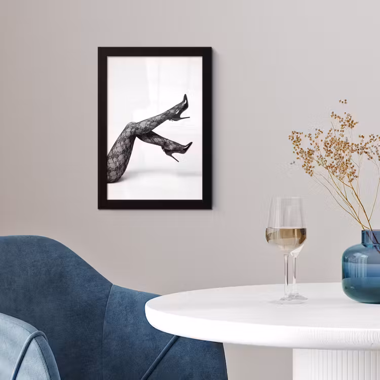 Poster met lijst - Benen - Kant - Hakken - Zwart - Wit - Uitdagend — 4