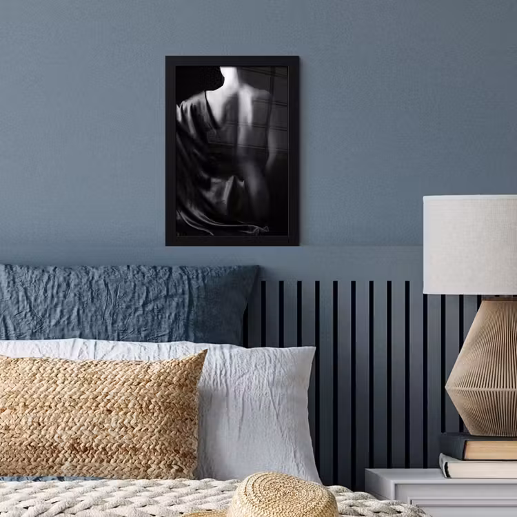 Poster met lijst - Schouder - Zijde - Rug - Zwart - Wit - Elegant — 3