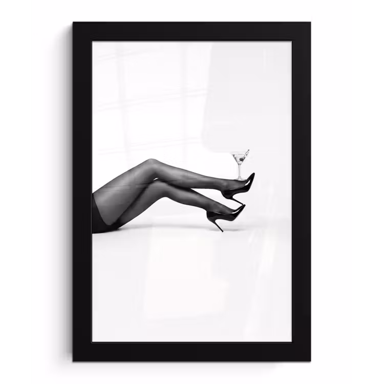 Poster met lijst - Benen - Hakken - Glas - Zwart - Wit - Speels — 1