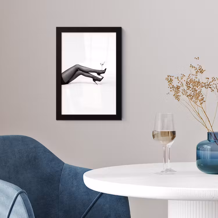 Poster met lijst - Benen - Hakken - Glas - Zwart - Wit - Speels — 4