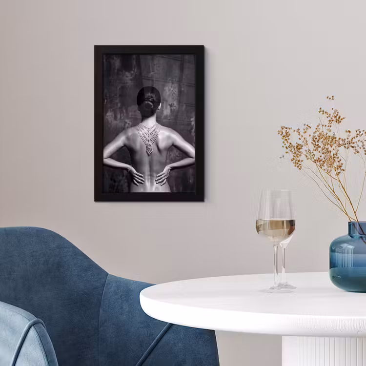 Poster met lijst - Rug - Ketting - Portret - Zwart - Wit - Glamour — 4