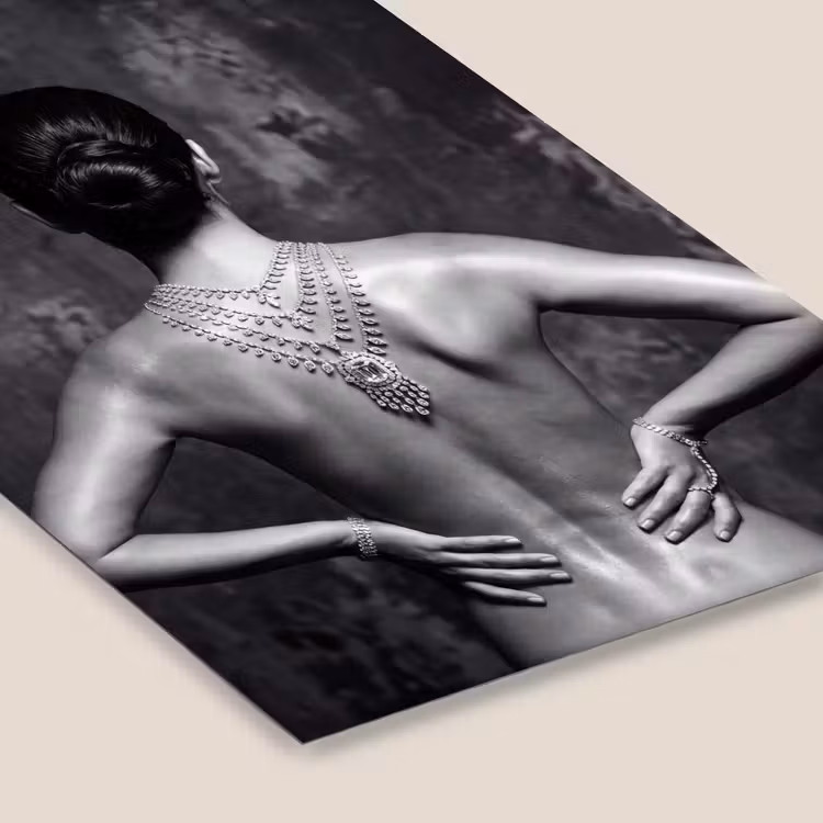 Poster met lijst - Rug - Ketting - Portret - Zwart - Wit - Glamour — 7