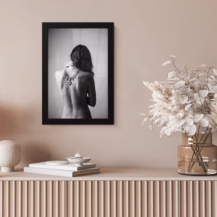 Poster met lijst - Vrouw - Ketting - Fashion - Zwart - Wit — 5