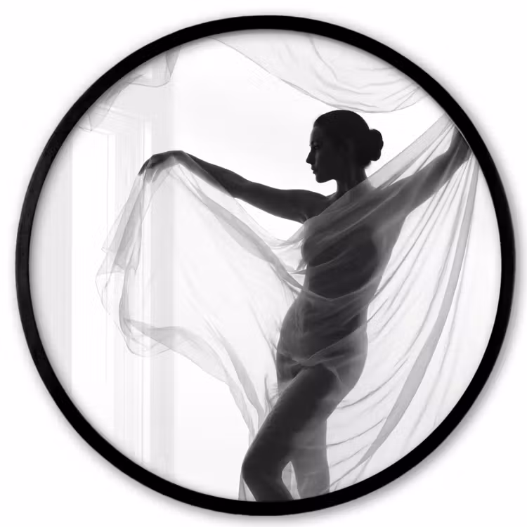 Ronde fotolijst - Silhouet - Sluier - Vormen - Zwart - Wit - Sensueel — 1