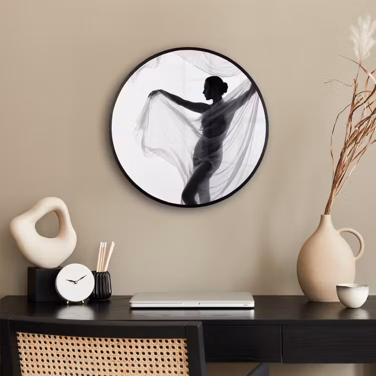 Ronde fotolijst - Silhouet - Sluier - Vormen - Zwart - Wit - Sensueel — 3