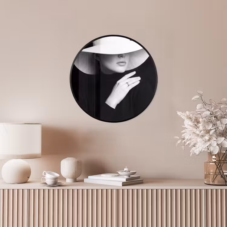 Ronde fotolijst - Vrouw - Hoed - Hand - Zwart - Wit - Klassiek — 5