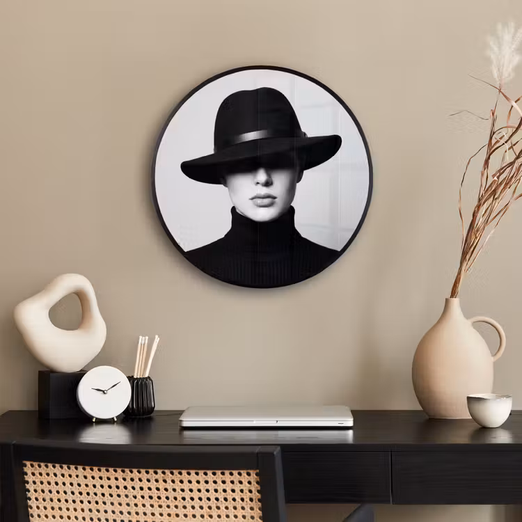 Ronde fotolijst - Vrouw - Schaduw - Zwart - Wit - Mysterieus — 3