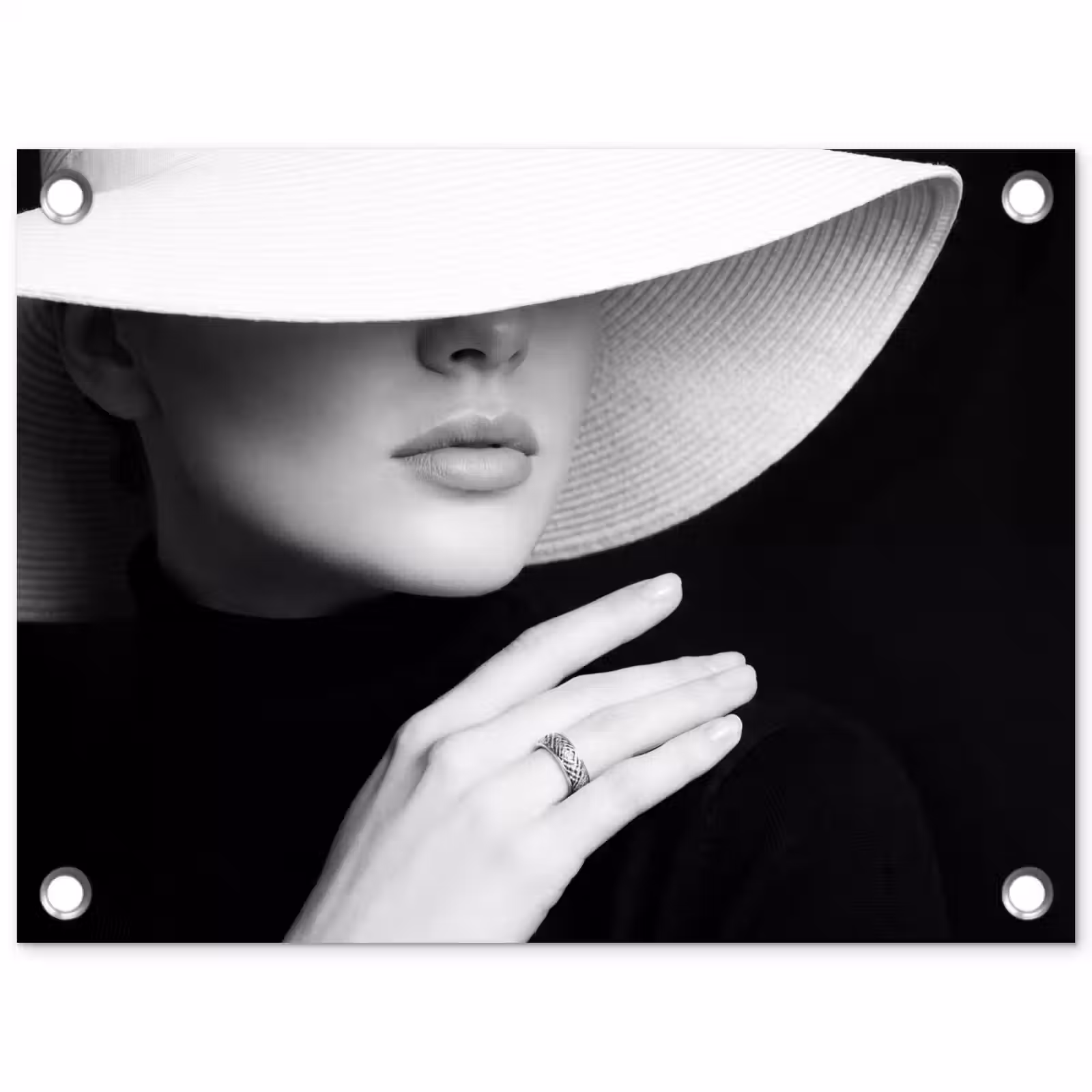 Tuinposter - Vrouw - Hoed - Hand - Zwart - Wit - Klassiek — 1