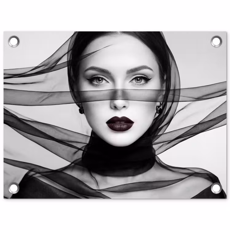 Tuinposter - Vrouw - Sluier - Portret - Zwart - Wit - Elegant — 1