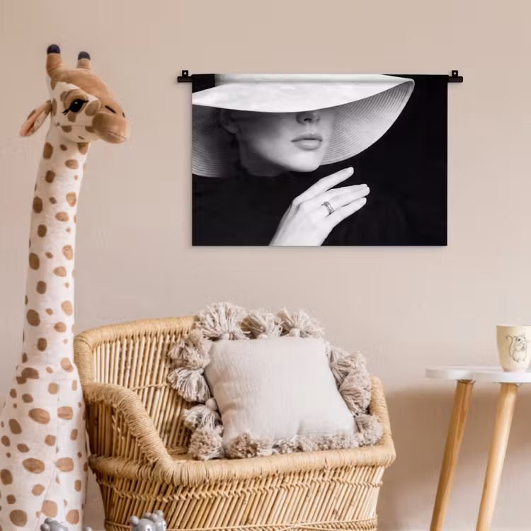 Wandkleed - Vrouw - Hoed - Hand - Zwart - Wit - Klassiek — 5