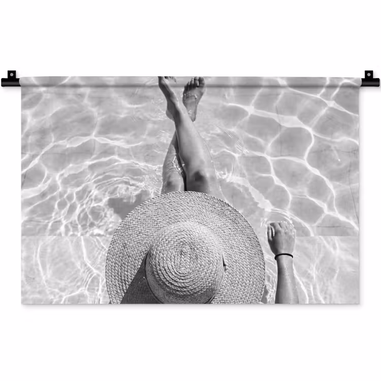 Wandkleed - Zwembad - Hoed - Water - Zwart - Wit - Zomers — 1