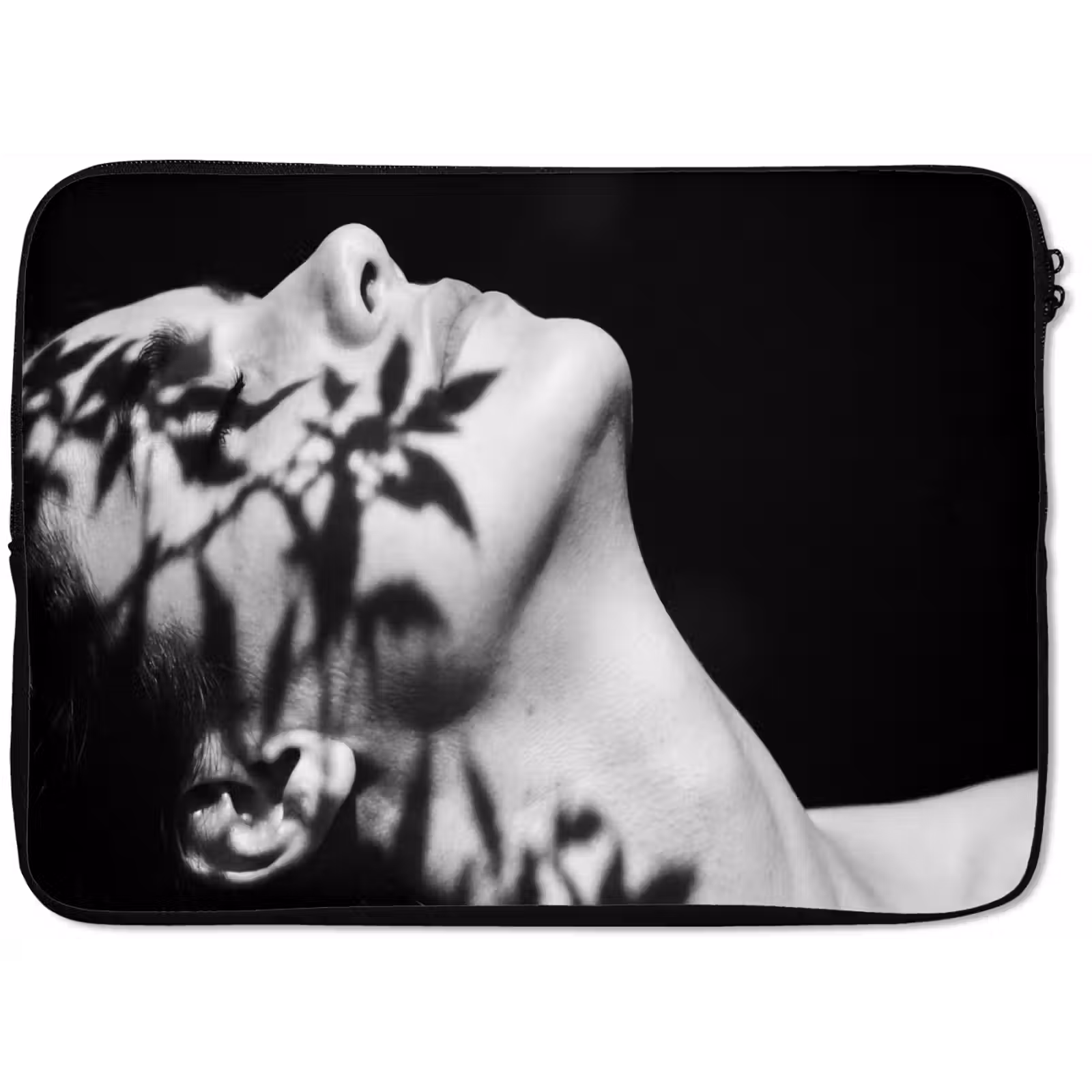 Laptophoes - Gezicht - Schaduw - Bladeren - Zwart - Wit - Intiem — 1