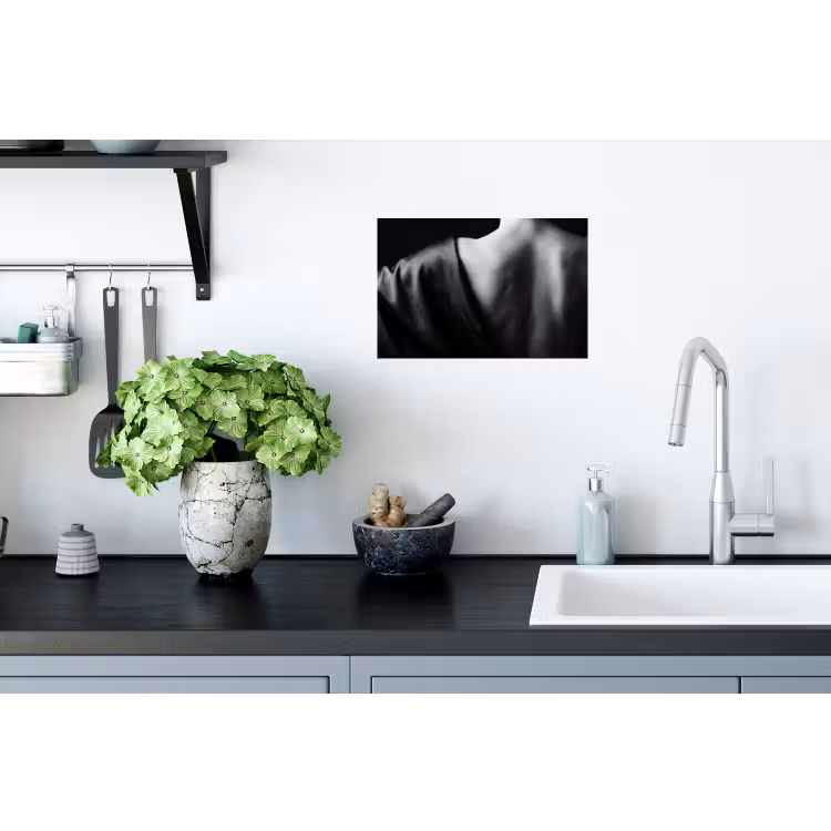 Muursticker - Schouder - Zijde - Rug - Zwart - Wit - Elegant — 2
