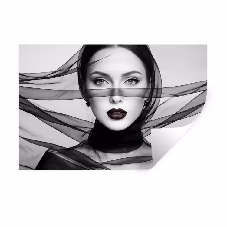 Muursticker - Vrouw - Sluier - Portret - Zwart - Wit - Elegant — 1