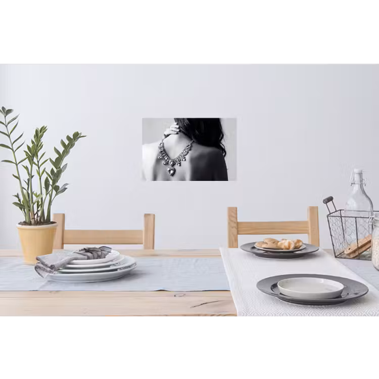 Muursticker - Vrouw - Ketting - Fashion - Zwart - Wit — 3