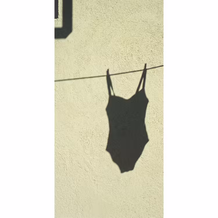 Behang - Badpak - Schaduw - Muur - Zomer - Minimalistisch — 2