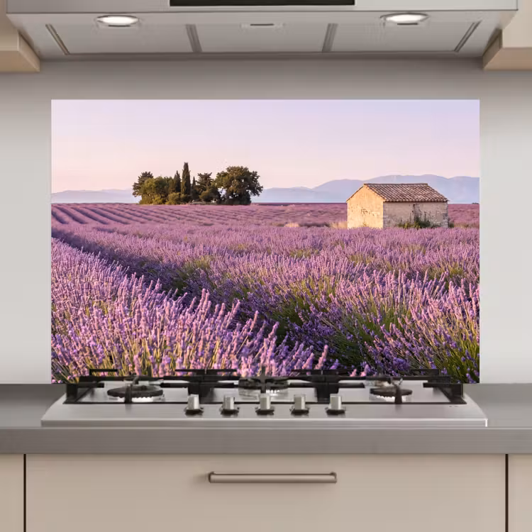 Spatscherm keuken - Lavendel - Landschap - Sereen - Paars — 1