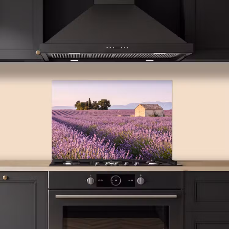 Spatscherm keuken - Lavendel - Landschap - Sereen - Paars — 2