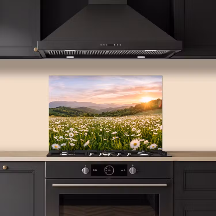 Spatscherm keuken - Madelief - Veld - Heuvels - Groen — 2